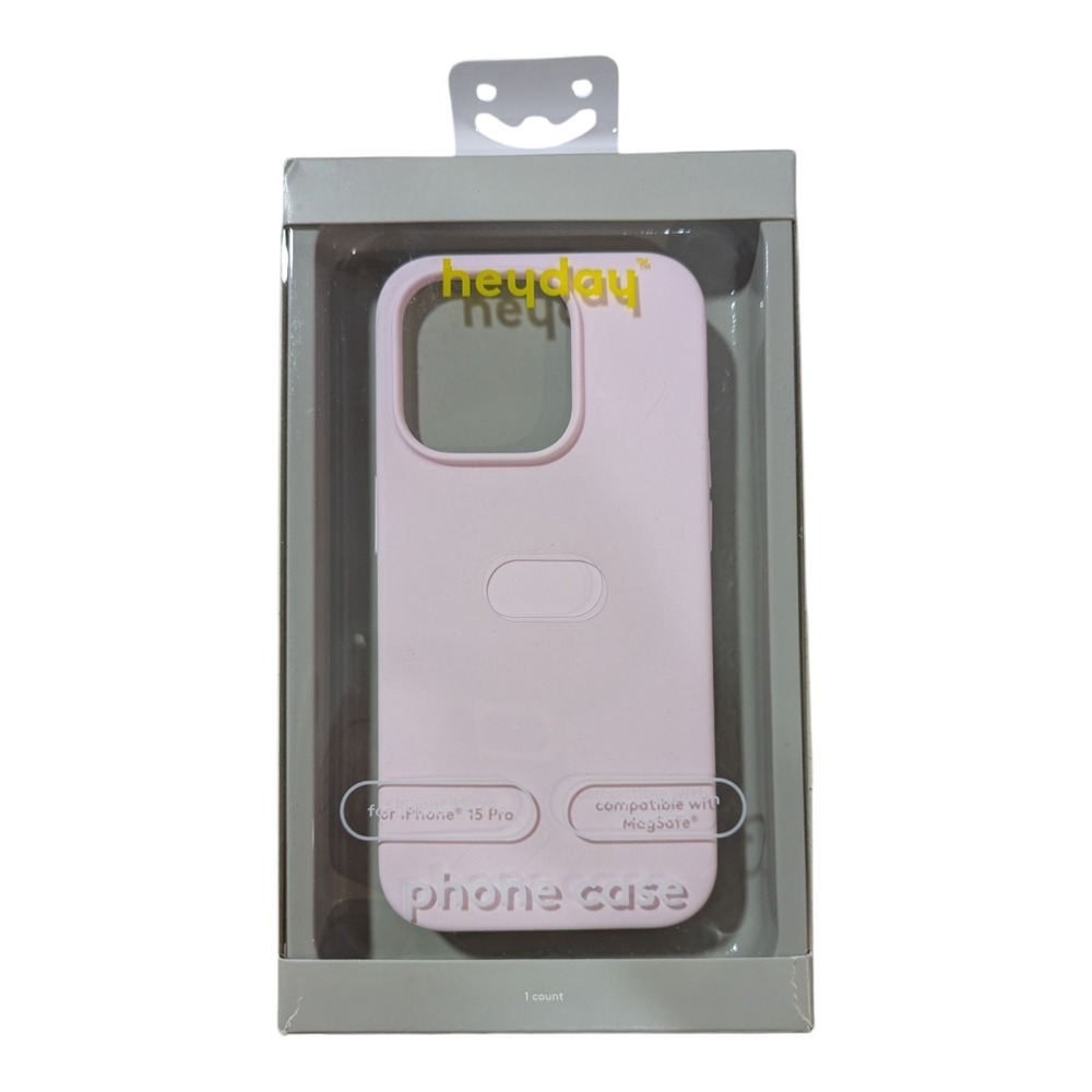 M8. Heyday Silicone MagSafe Case For Apple iPhone 15 Pro - Soft Pink‎